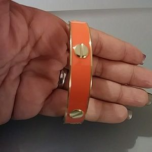 Hinged bracelet